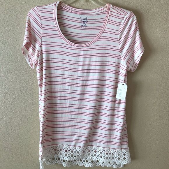 Sweet Tea's by Pink Rose Shirt - Picture 1 of 4